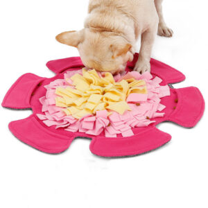 Flower-shaped fleece snuffle mat for dogs, 19 by 19 inches, with layered petals for hiding kibble during nose work